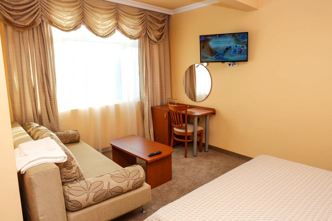 Kŭrdzhali Hotel Bulgaria מראה חיצוני תמונה