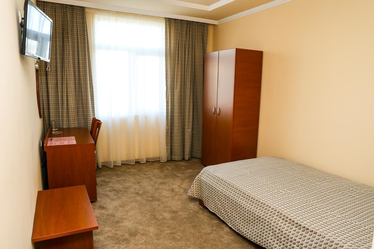 Kŭrdzhali Hotel Bulgaria חדר תמונה